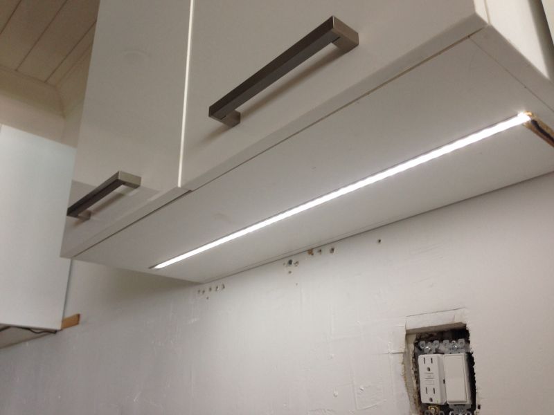 led light over kitchen cabinet 6